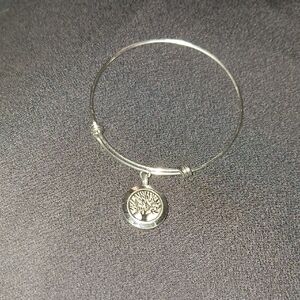 Silver Tree of Life Bangle Bracelet Essential Oil Pad Bracelet.
